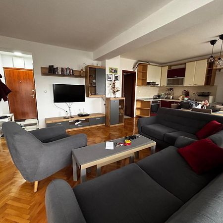 Central Skopje Apartment Exteriör bild
